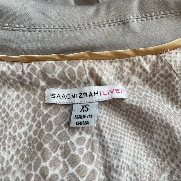Isaac Mizrahi Live Rain Coat Size XS Grey w Reptile Print Lining Removable Hood - Picture 9 of 13